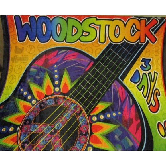 New Vibrant Woodstock Guitar Fleece Throw Gift Blanket Music Concert Peace Love - Picture 3 of 4